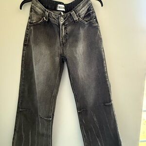 Discovery Women's Washed Black Straight Leg Jeans